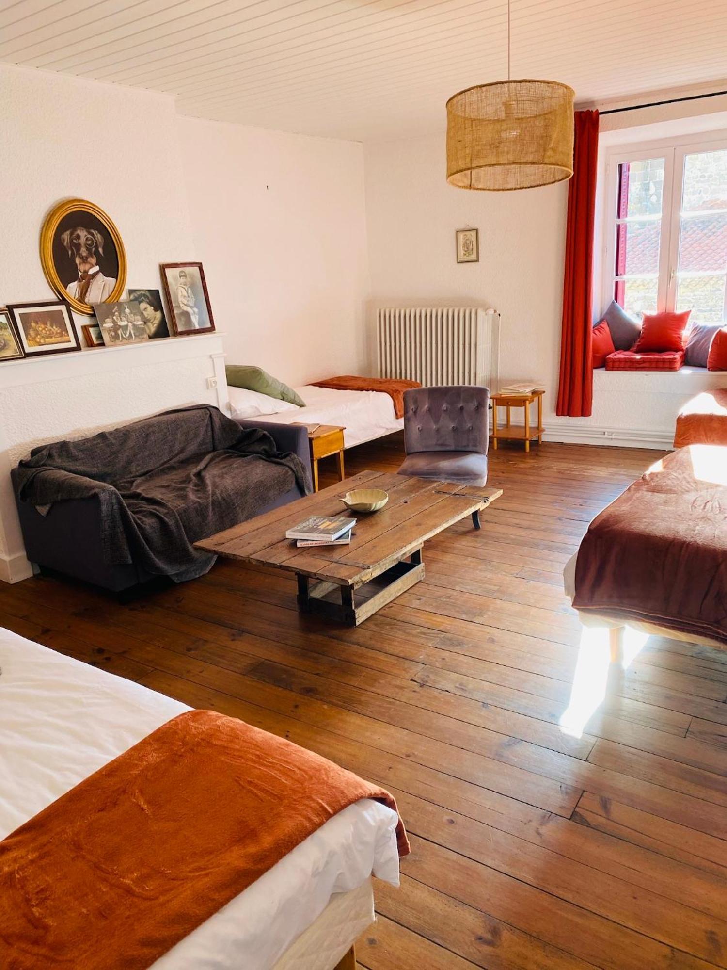 Ermitage Saint Vincent B&B Vieille-Brioude Buitenkant foto